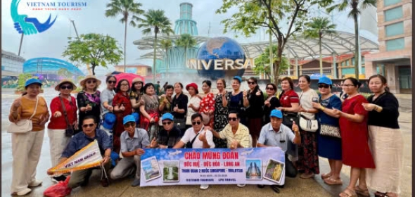 vietnamtourisms.com